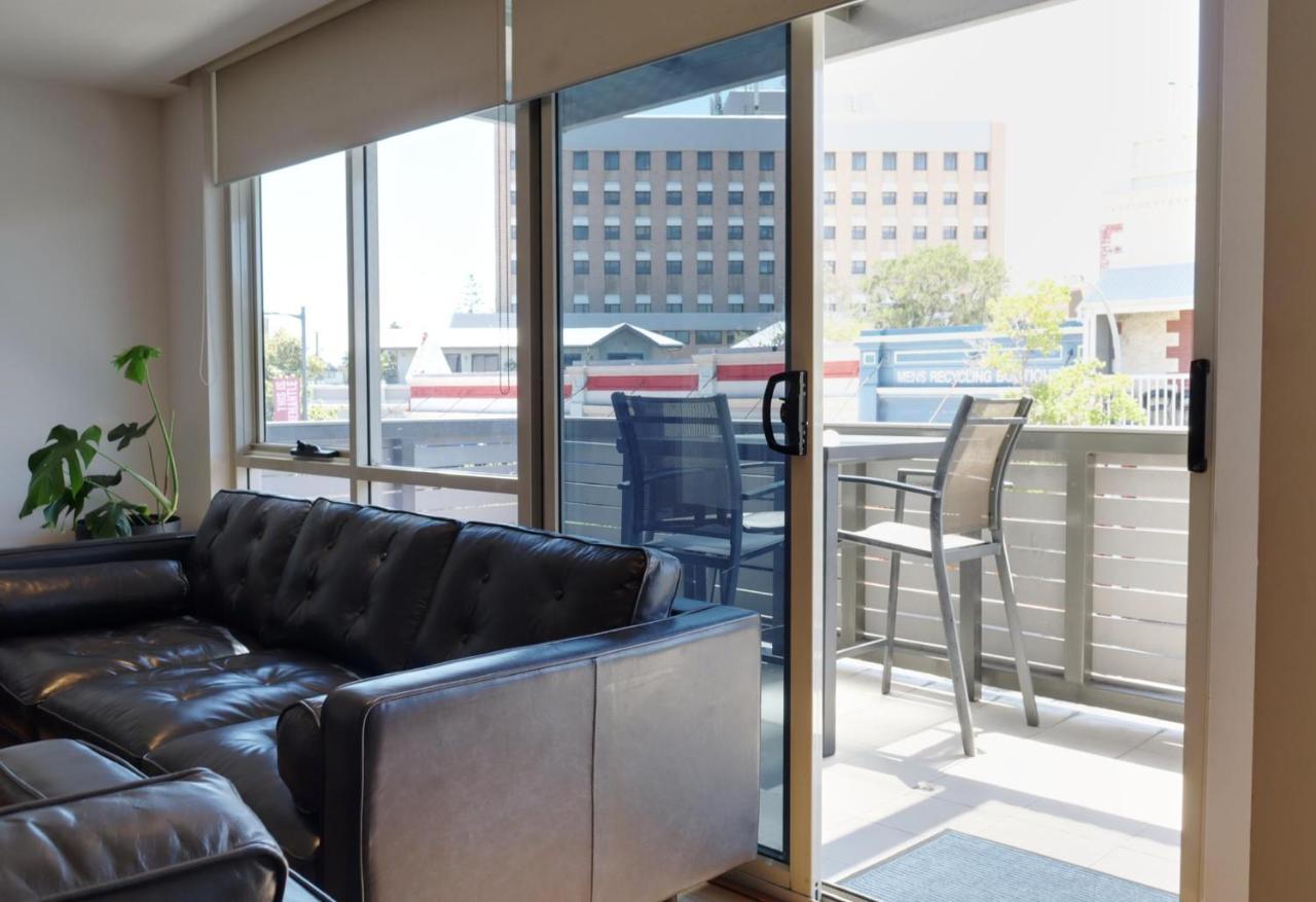 Appartamento Fiveways Balcony, King Bed, Chef'S Kitchen Fremantle Esterno foto