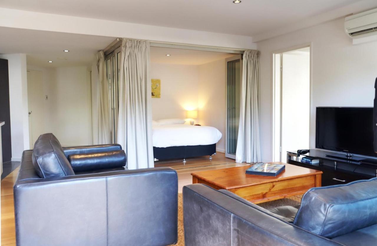 Appartamento Fiveways Balcony, King Bed, Chef'S Kitchen Fremantle Esterno foto