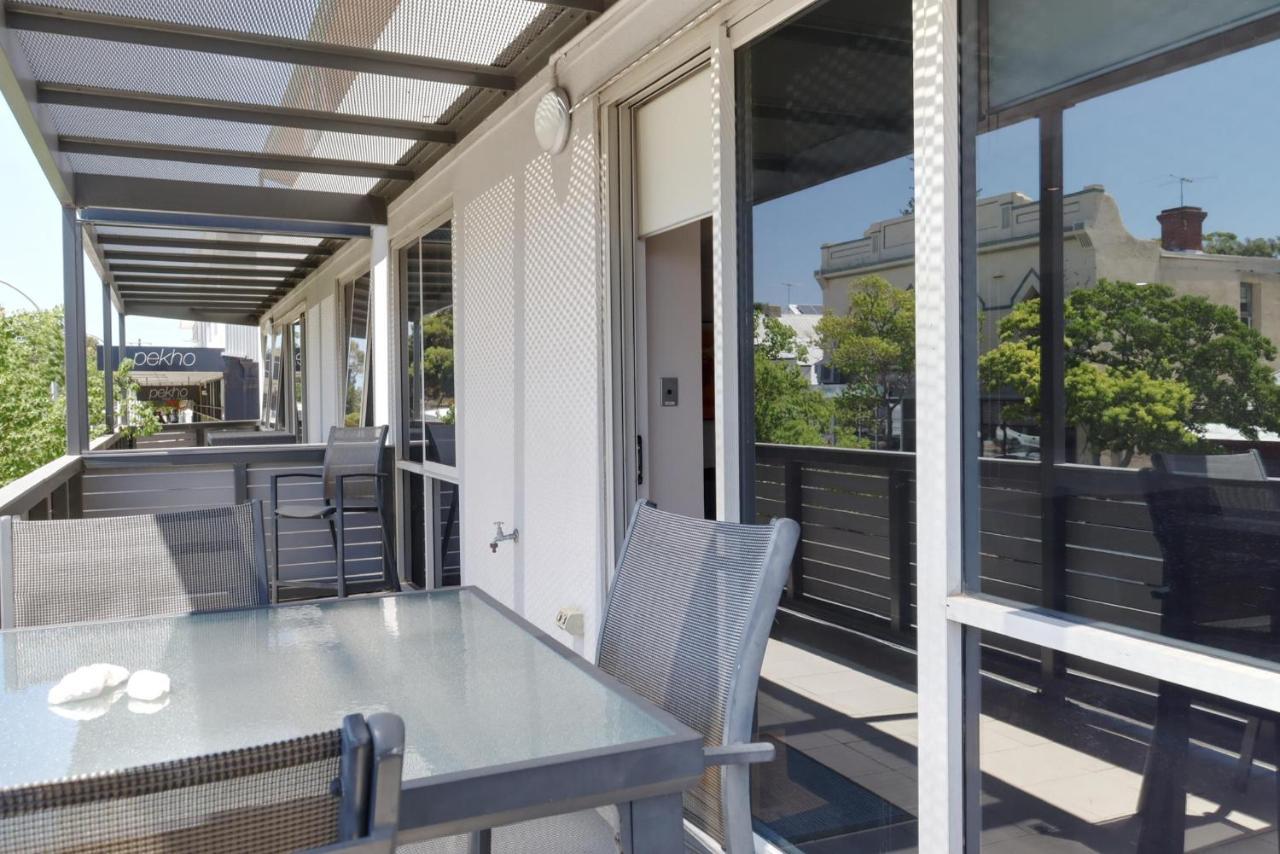 Appartamento Fiveways Balcony, King Bed, Chef'S Kitchen Fremantle Esterno foto