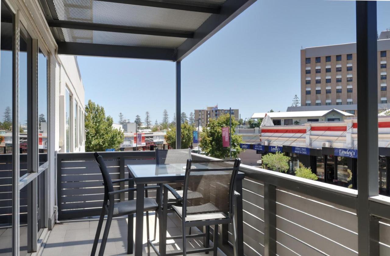 Appartamento Fiveways Balcony, King Bed, Chef'S Kitchen Fremantle Esterno foto
