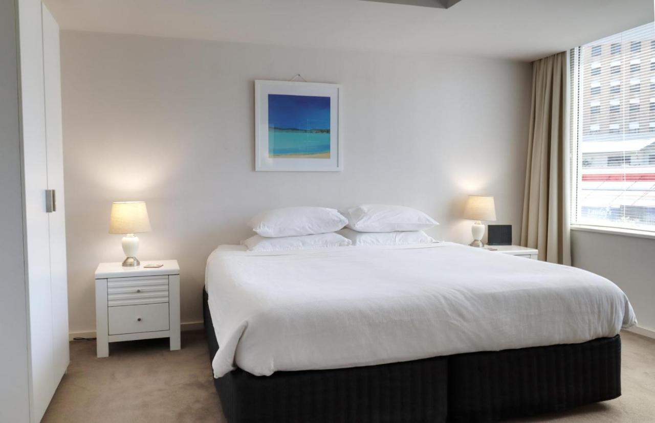 Appartamento Fiveways Balcony, King Bed, Chef'S Kitchen Fremantle Esterno foto