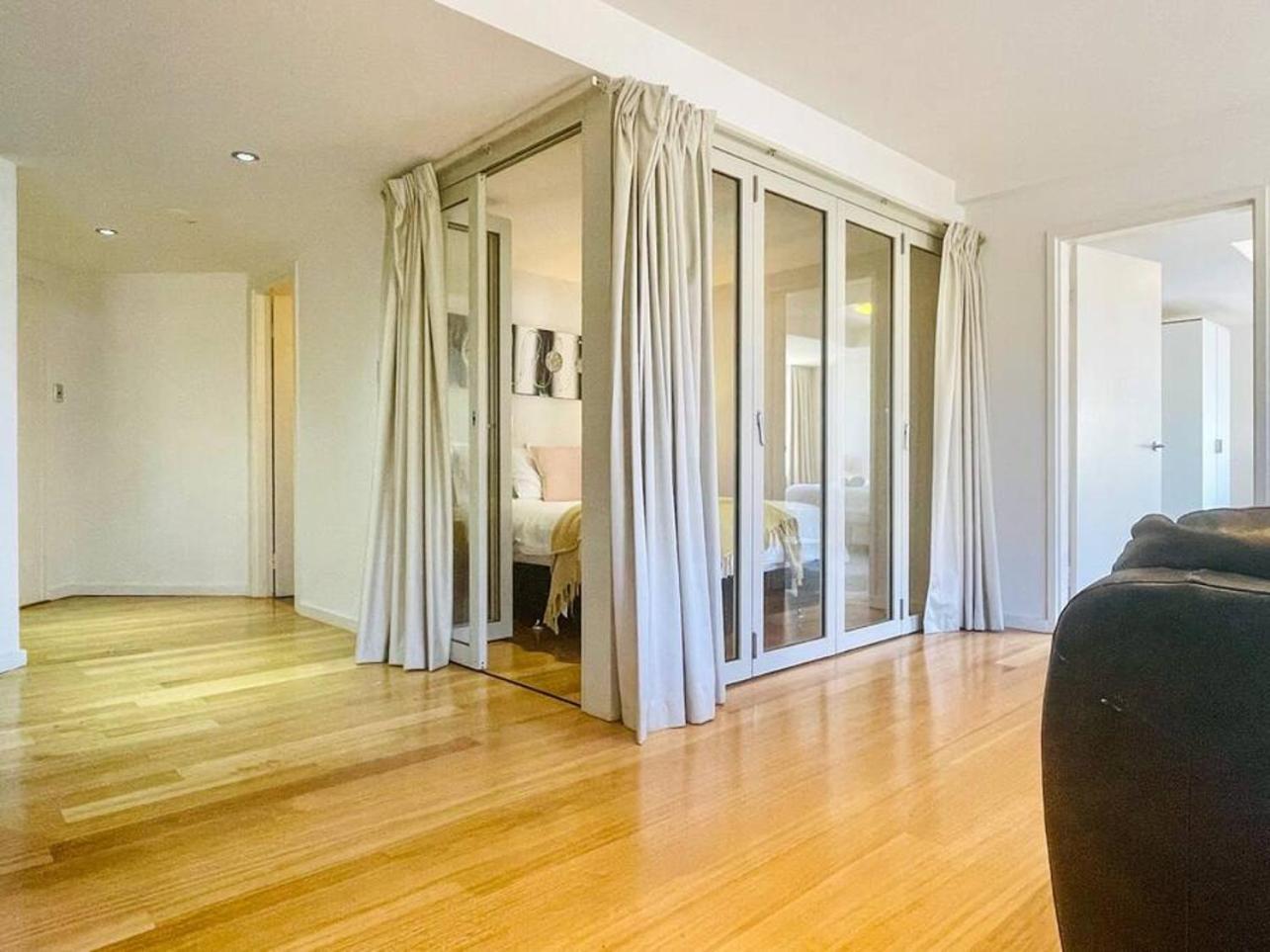 Appartamento Fiveways Balcony, King Bed, Chef'S Kitchen Fremantle Esterno foto